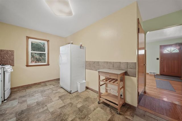 1132 Pershing Street, Eau Claire, WI 54703