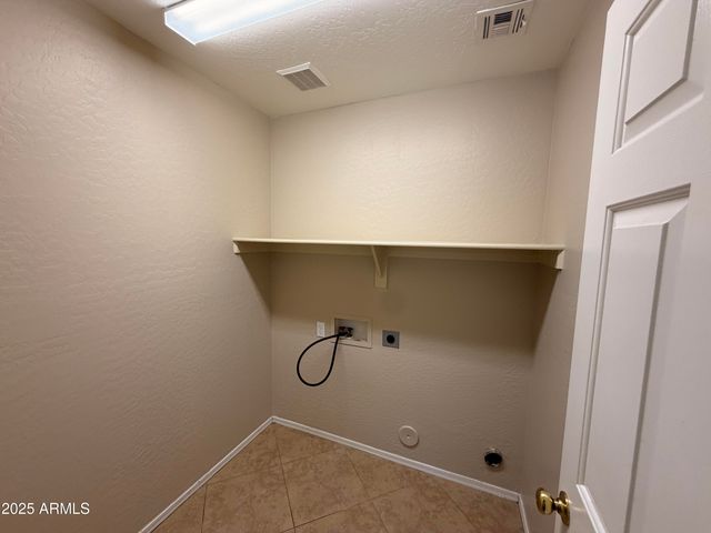 15752 W YAVAPAI Street, Goodyear, AZ 85338