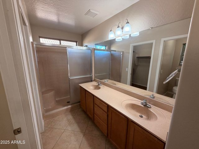 15752 W YAVAPAI Street, Goodyear, AZ 85338