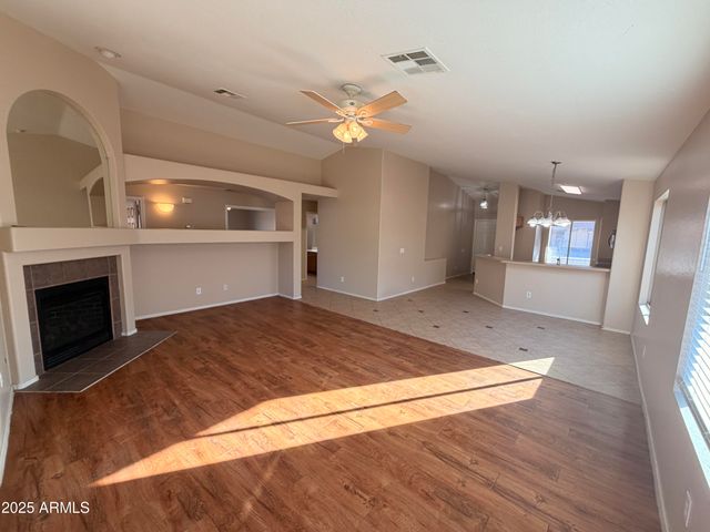 15752 W YAVAPAI Street, Goodyear, AZ 85338