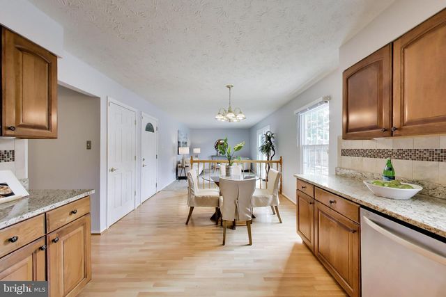 9313 KINGS GRANT RD, Laurel, MD 20723