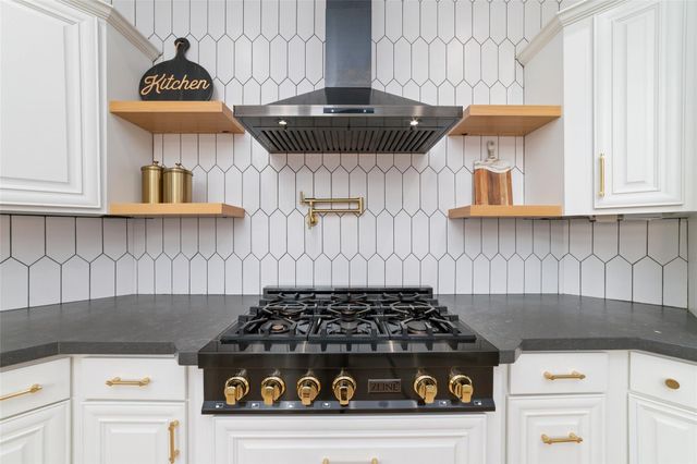 20706 Tipshire Lane, Cypress, TX 77433