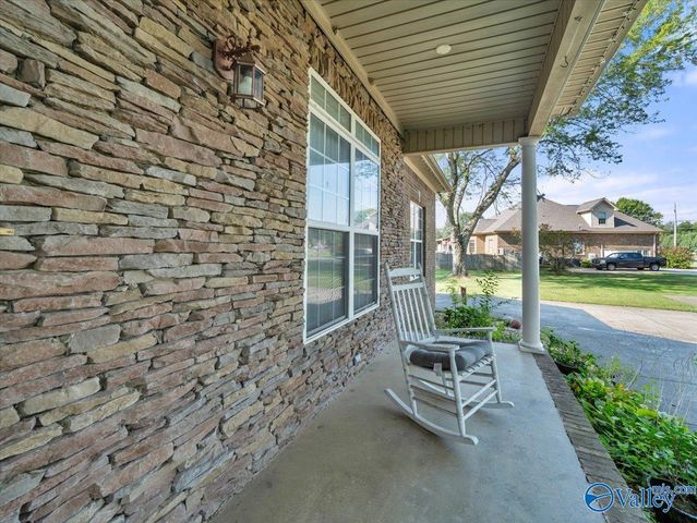 1392 Ryland Pike, Huntsville, AL 35811