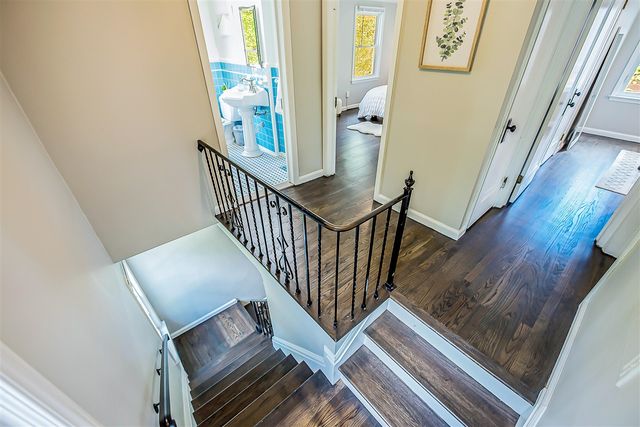10565 Vernon Avenue, Huntington Woods, MI 48070