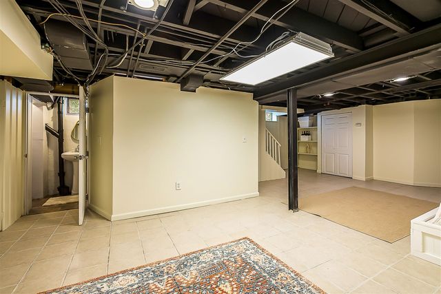10565 Vernon Avenue, Huntington Woods, MI 48070