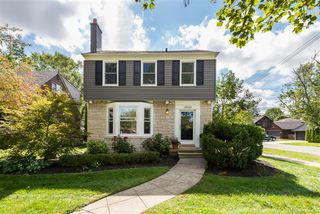 10565 Vernon Avenue, Huntington Woods, MI 48070