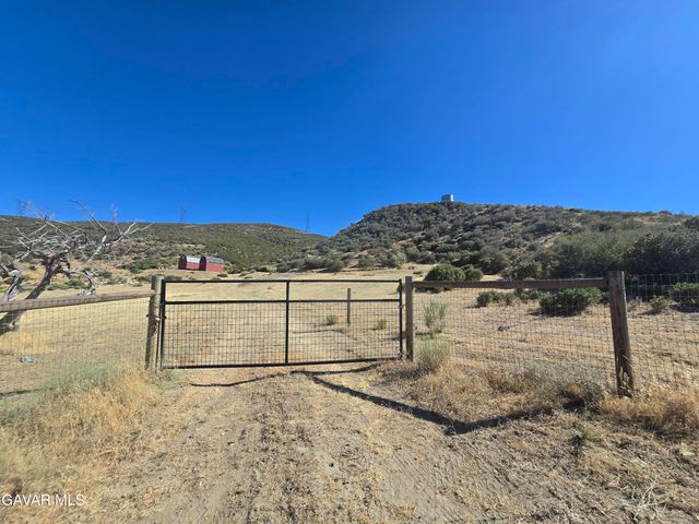 Elizabeth Lake Rd Vic 58th W, Palmdale, CA 93551