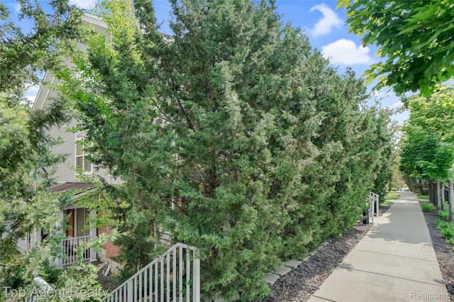 11685 Squiers Boulevard, Utica, MI 48315