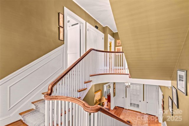 712 N Center Street N, Statesville, NC 28677