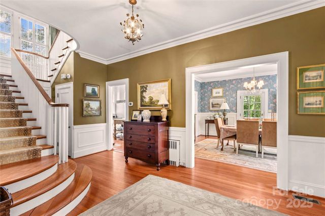 712 N Center Street N, Statesville, NC 28677