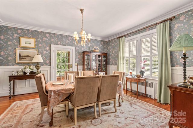 712 N Center Street N, Statesville, NC 28677