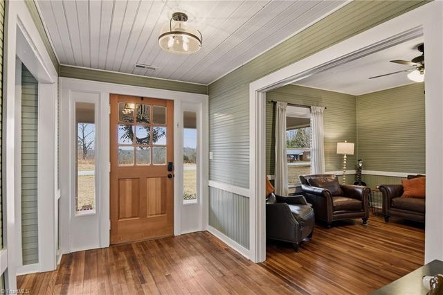 5608 E Old US Highway 421, East Bend, NC 27018