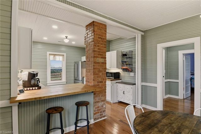 5608 E Old US Highway 421, East Bend, NC 27018