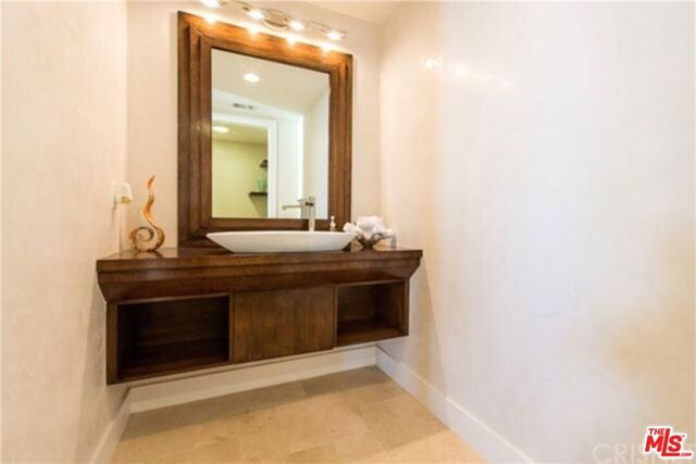 23244 W Paloma Blanca Drive, Malibu, CA 90265