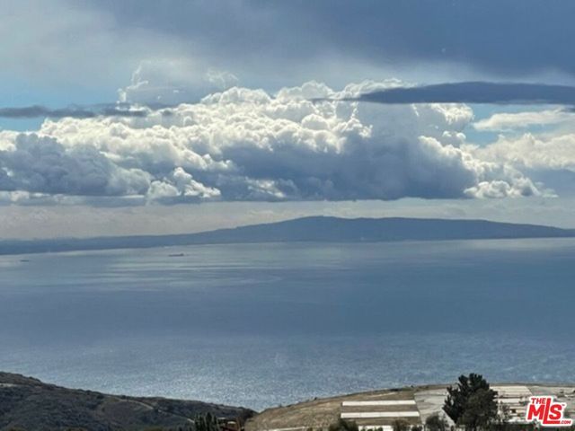 23244 W Paloma Blanca Drive, Malibu, CA 90265