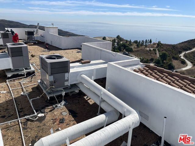 23244 W Paloma Blanca Drive, Malibu, CA 90265