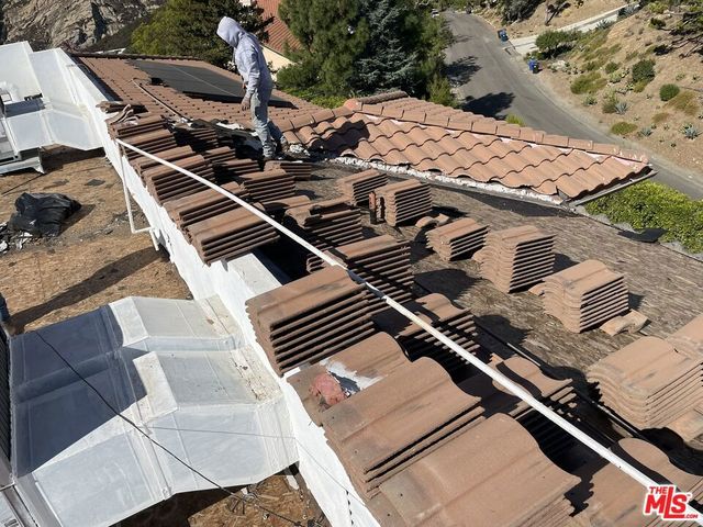 23244 W Paloma Blanca Drive, Malibu, CA 90265