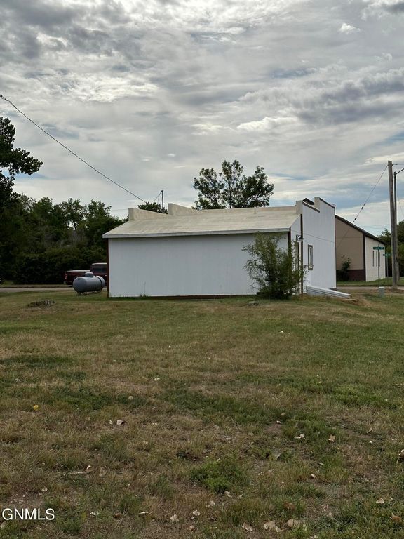 301 Main Street, Froid, MT 59226 photo 4