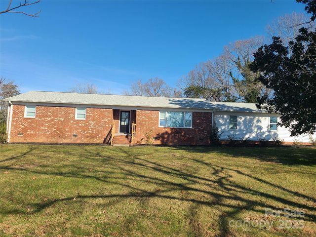 378 Cornelius Road, Mooresville, NC 28117