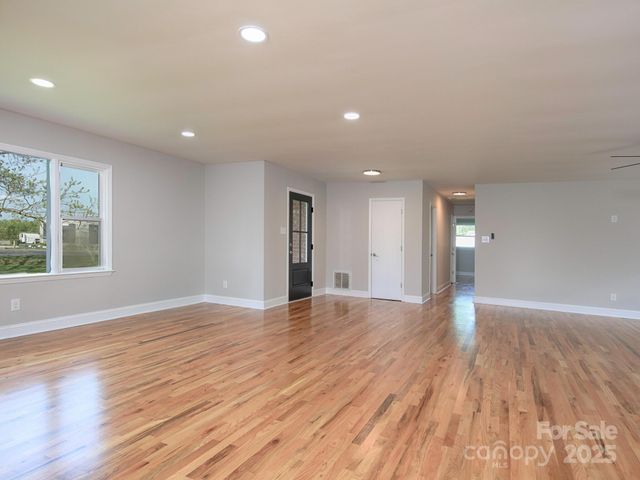 378 Cornelius Road, Mooresville, NC 28117