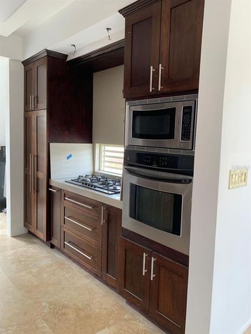 181 Street URB. KENNEDY HILLS, Trujillo Alto, PR 00976