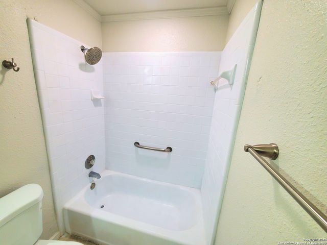 6206 Mesa Verde St, San Antonio, TX 78249