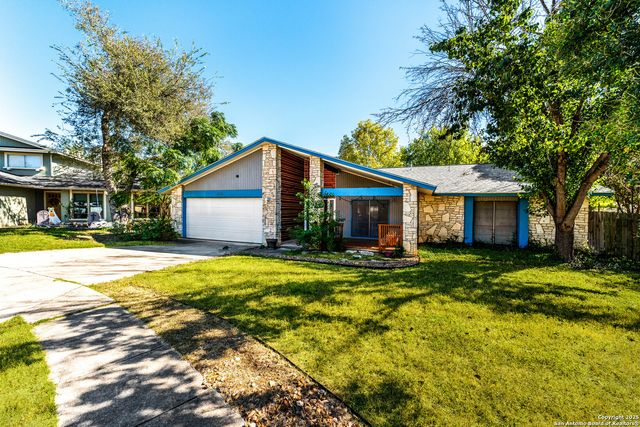 6206 Mesa Verde St, San Antonio, TX 78249