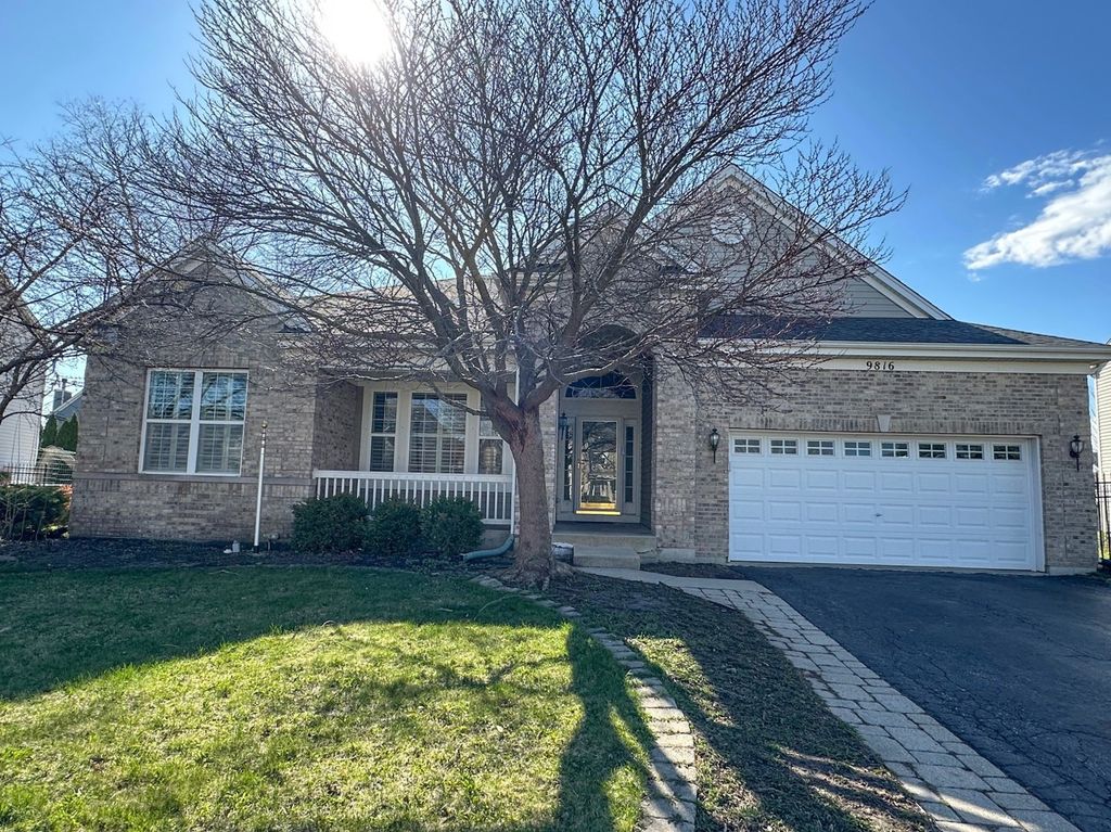9816 Aberdeen Lane, Huntley, IL 60142