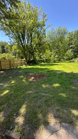 18750 Sumpter Road, Belleville, MI 48111