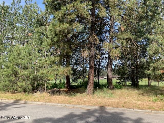 W Fairway Drive, Coeur D'alene, ID 83815