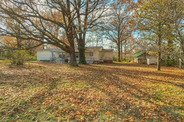21214 Racoon Road, Stella, MO 64867