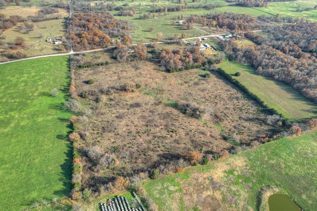 21214 Racoon Road, Stella, MO 64867