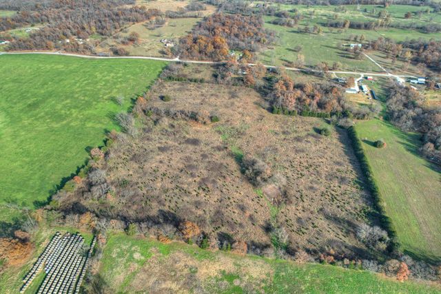 21214 Racoon Road, Stella, MO 64867