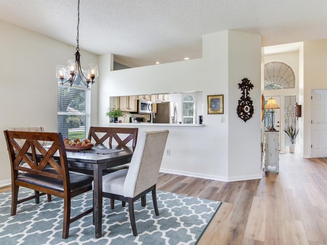 1277 LINDENWOOD DRIVE, Tarpon Springs, FL 34688