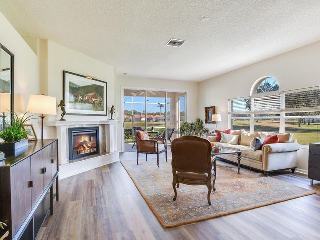 1277 LINDENWOOD DRIVE, Tarpon Springs, FL 34688