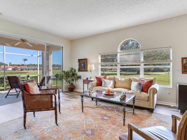 1277 LINDENWOOD DRIVE, Tarpon Springs, FL 34688