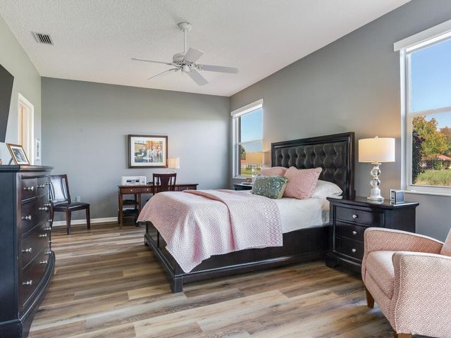 1277 LINDENWOOD DRIVE, Tarpon Springs, FL 34688