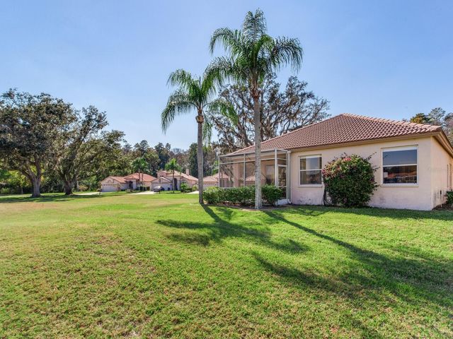 1277 LINDENWOOD DRIVE, Tarpon Springs, FL 34688