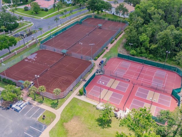 1277 LINDENWOOD DRIVE, Tarpon Springs, FL 34688