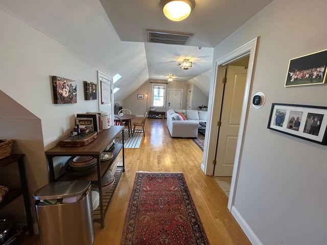 116 Chestnut St 5, Waltham, MA 02453