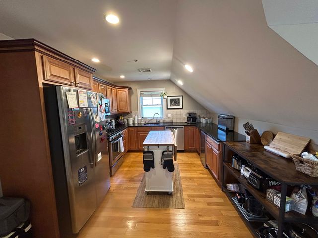 116 Chestnut St 5, Waltham, MA 02453