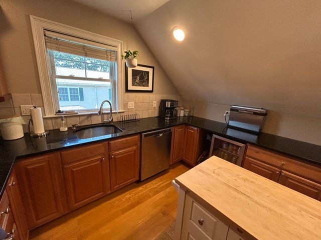 116 Chestnut St 5, Waltham, MA 02453
