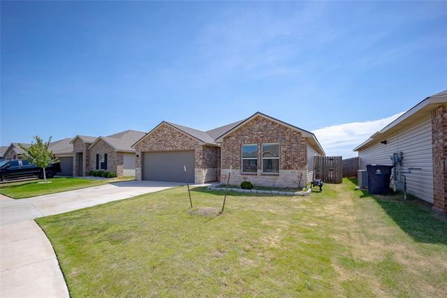 3508 Furrow Drive, Yukon, OK 73099
