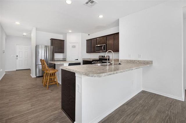 3508 Furrow Drive, Yukon, OK 73099
