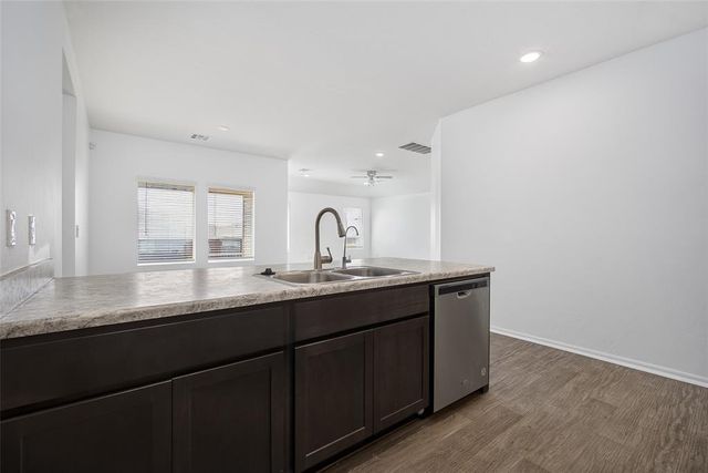 3508 Furrow Drive, Yukon, OK 73099
