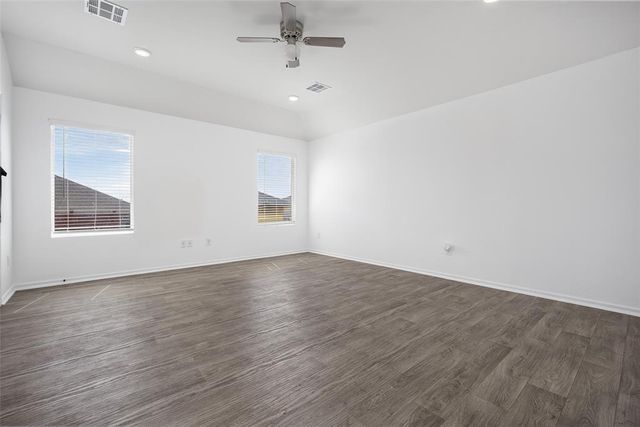 3508 Furrow Drive, Yukon, OK 73099