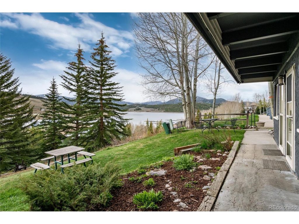 370 E La Bonte St B-E, Dillon, CO 80435
