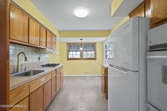 12 Sheinfine Avenue, South River, NJ 08882