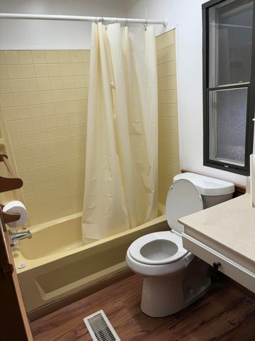 125 Compton DR, Elliston, VA 24087