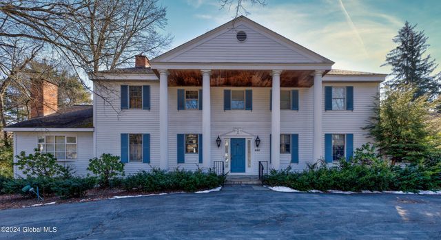 660 N Broadway, Saratoga Springs, NY 12866